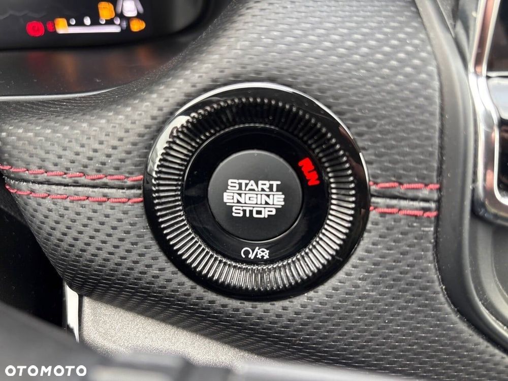 Jeep Compass - 24