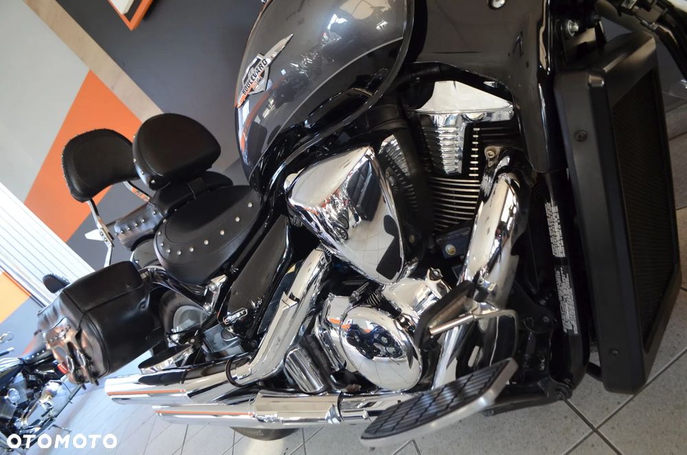 Suzuki Boulevard - 11