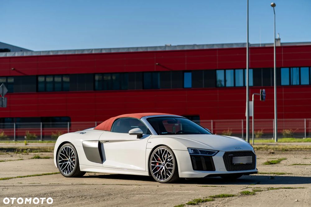 Audi R8 Spyder - 15