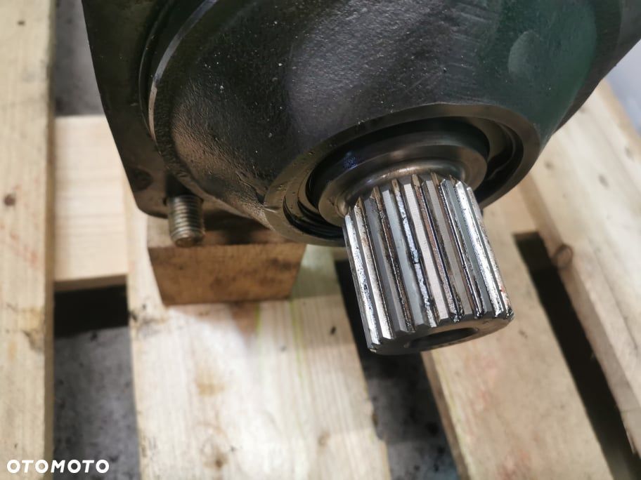 Silnik jazdy Deutz-fahr 26.6 Agrovector {Rexroth A6VM107DA1} - 7