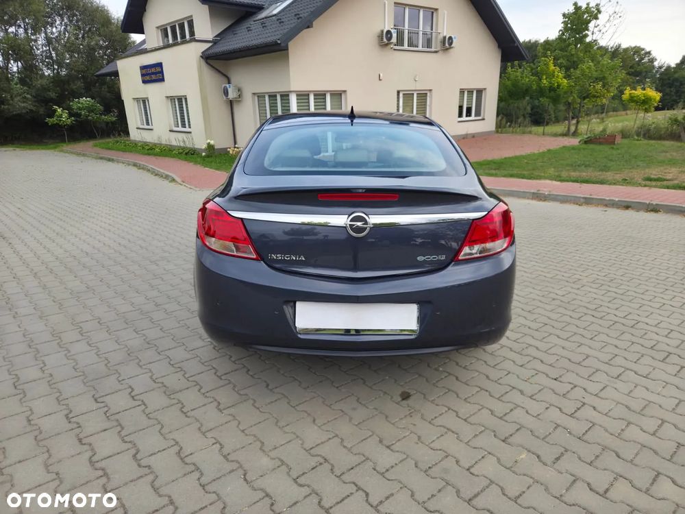 Opel Insignia 2.0 CDTI - 8