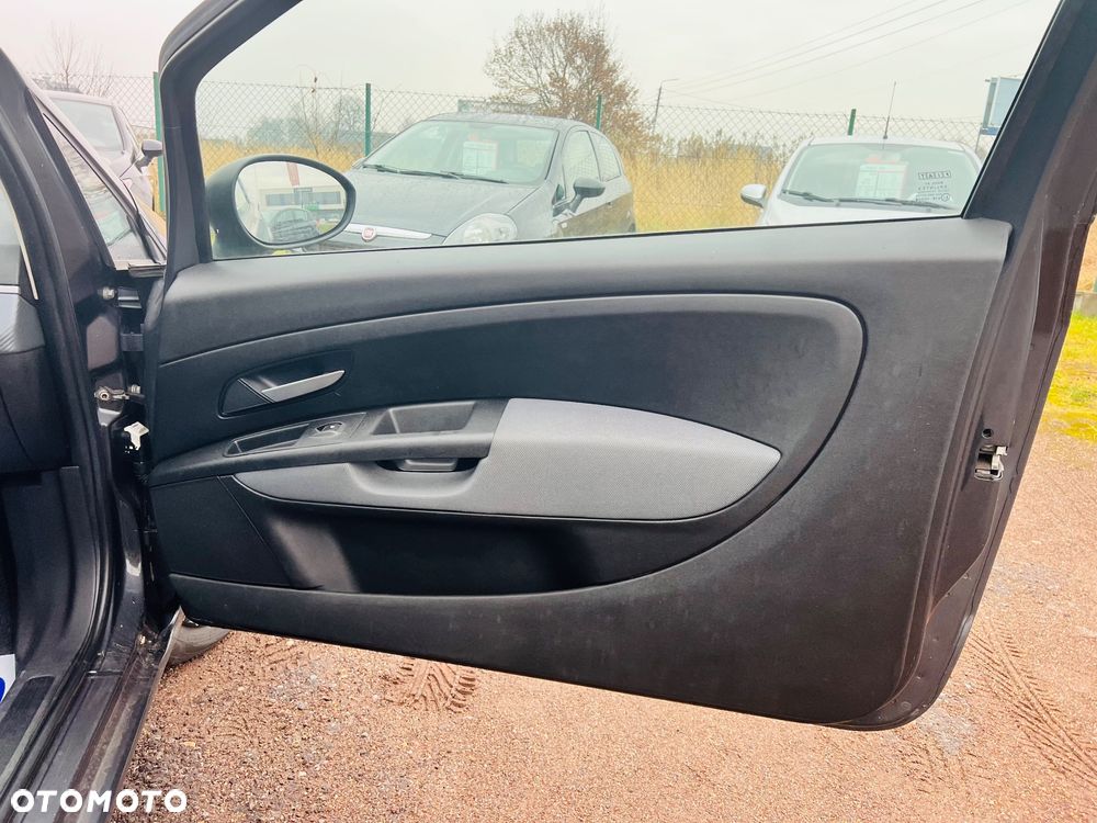 Fiat Grande Punto 1.4 8V Active - 26