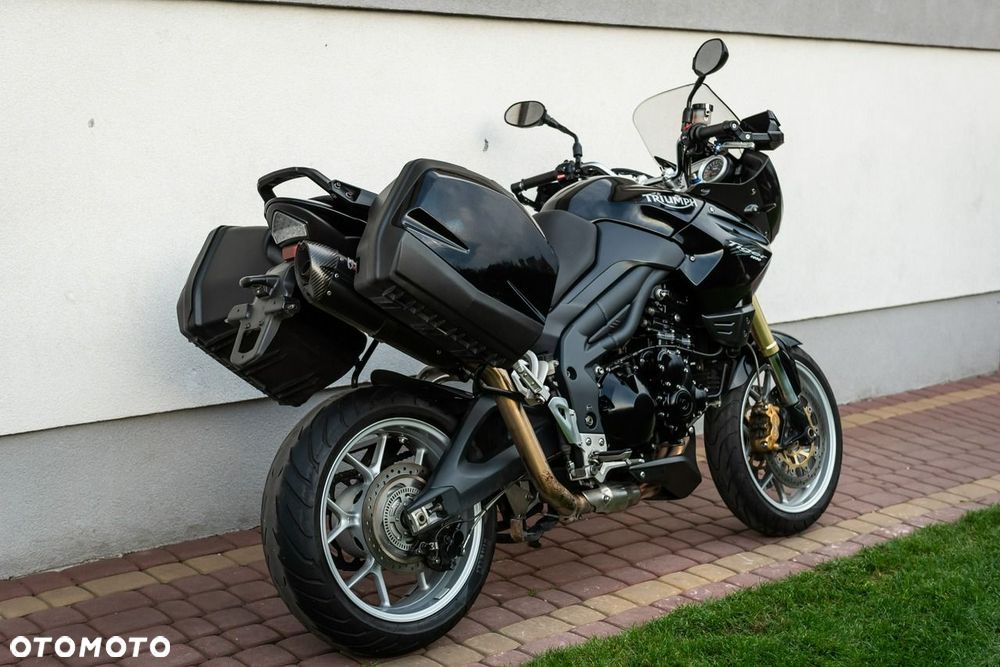 Triumph Tiger - 4