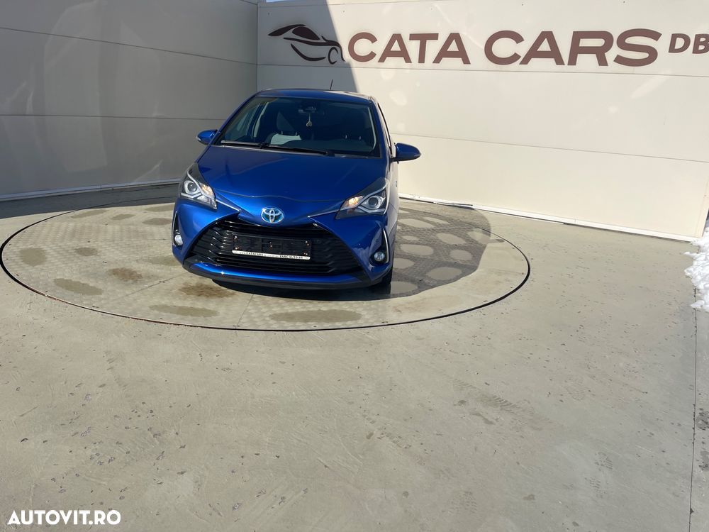 Toyota Yaris ver-1-5-vvt--i-selection - 2