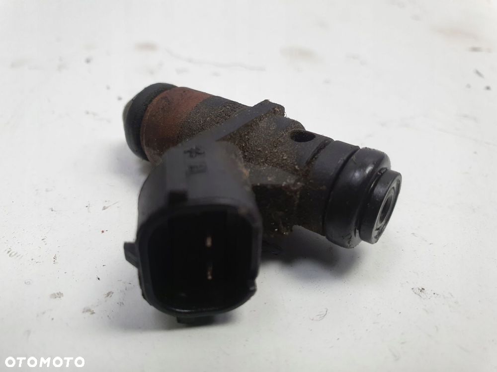 WTRYSKIWACZ Skoda Fabia I 1.4 16V _ wtrysk 036906031L - 7