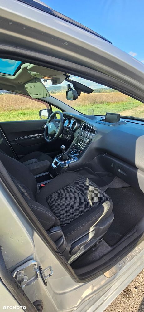 Peugeot 5008 - 14