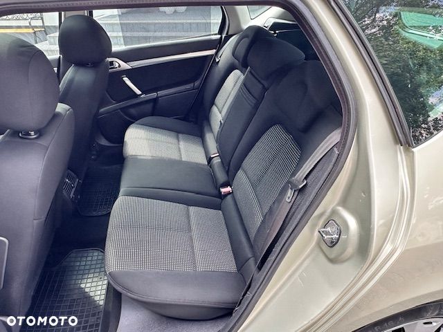 Peugeot 407 2.0 HDi Premium - 8