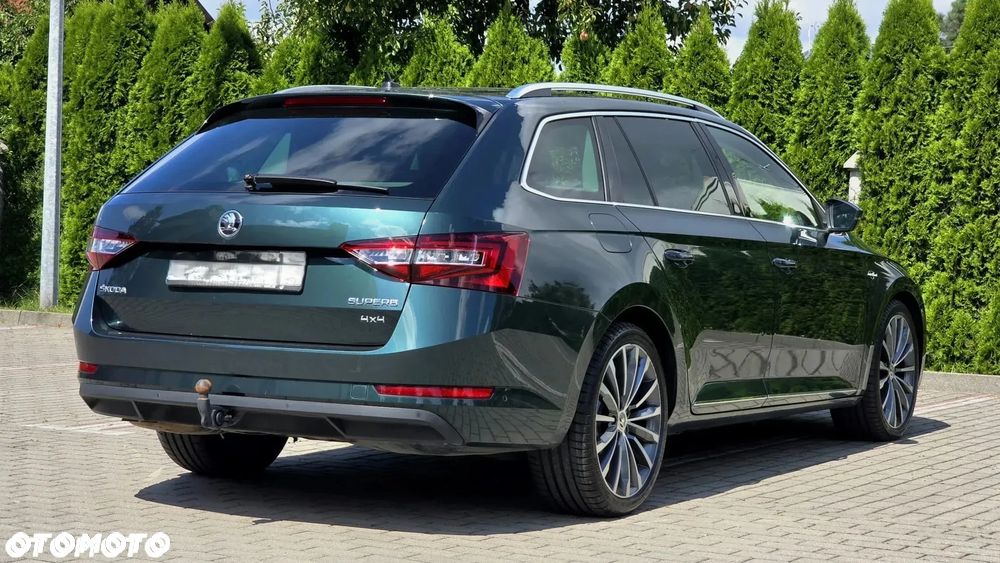 Skoda Superb 2018 photo 4
