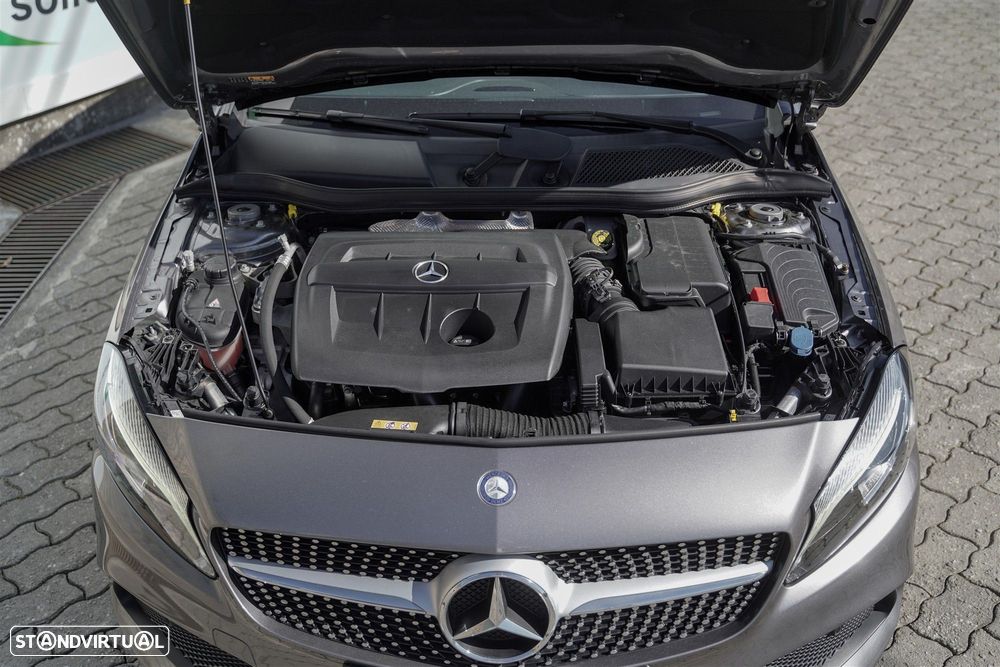 Mercedes-Benz A 180 d AMG Line - 34