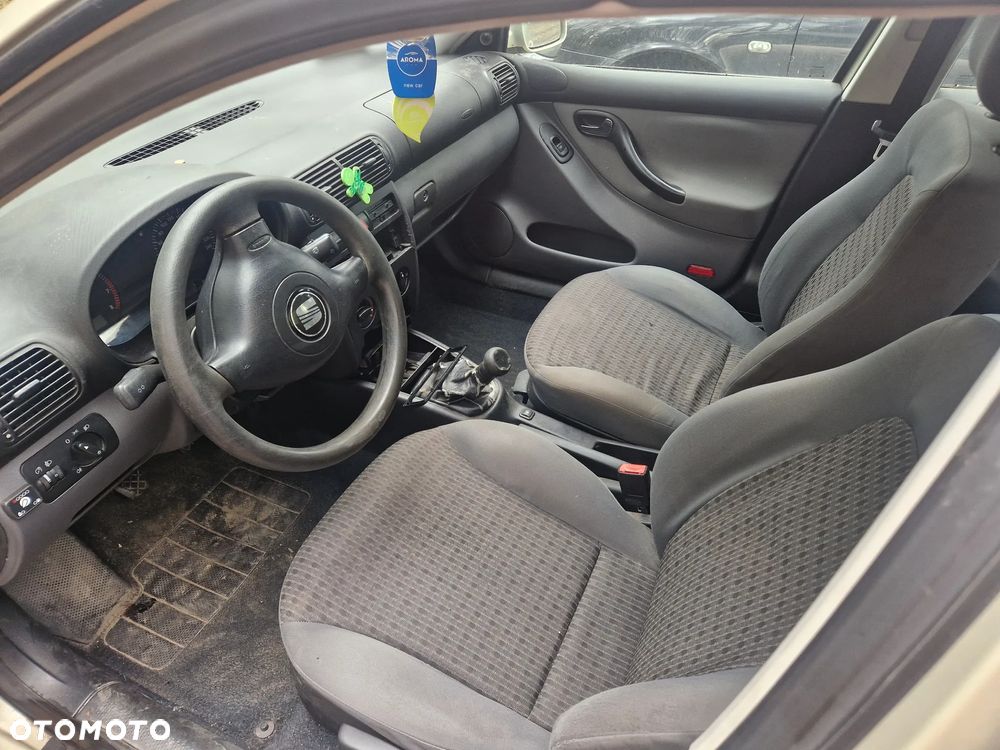 seat toledo II fotel kanapa deska kokpit podsufitka boczek podłokietnik licznik panel szyb stacyjka - 3