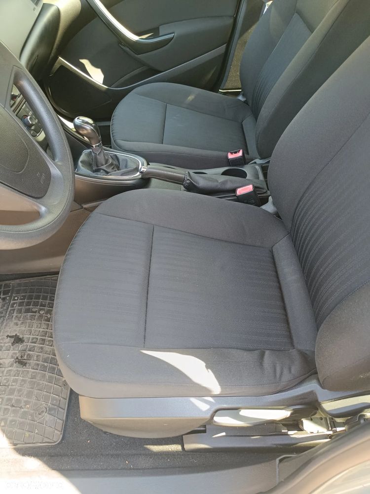 Opel Astra 1.7 CDTI Essentia - 14