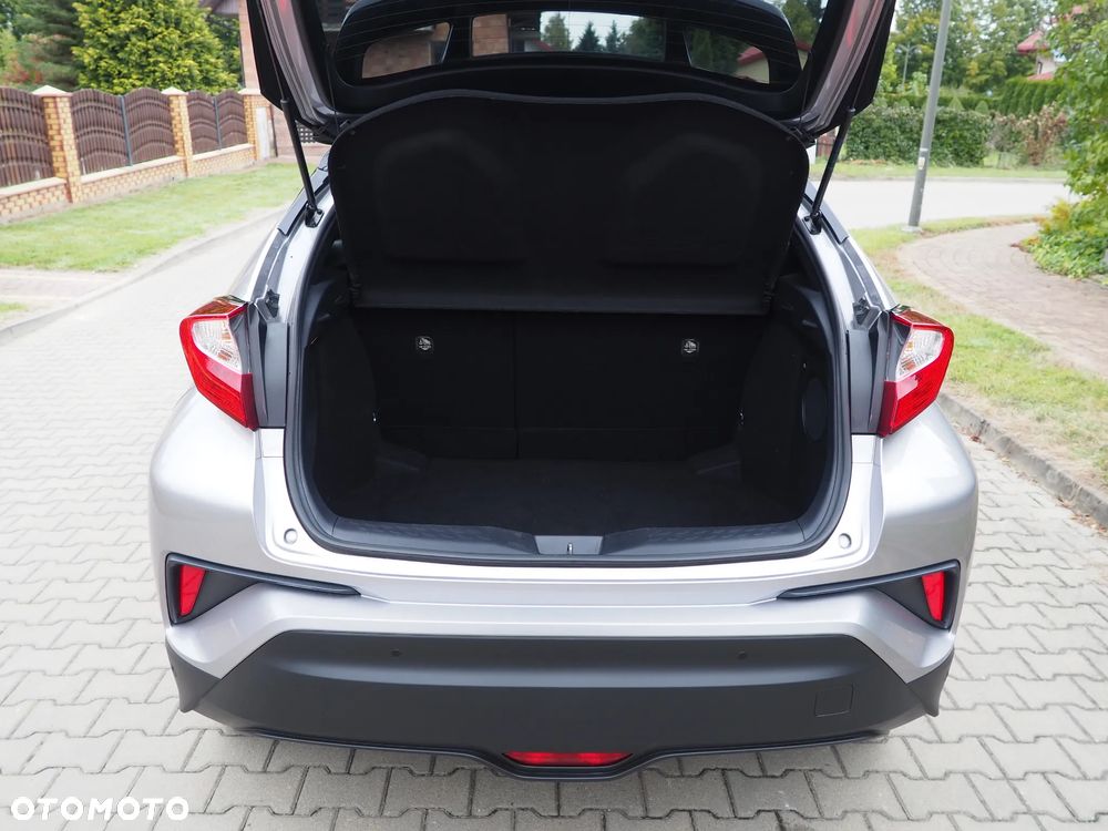 Toyota C-HR 1.2 T Premium CVT 4x4 - 23
