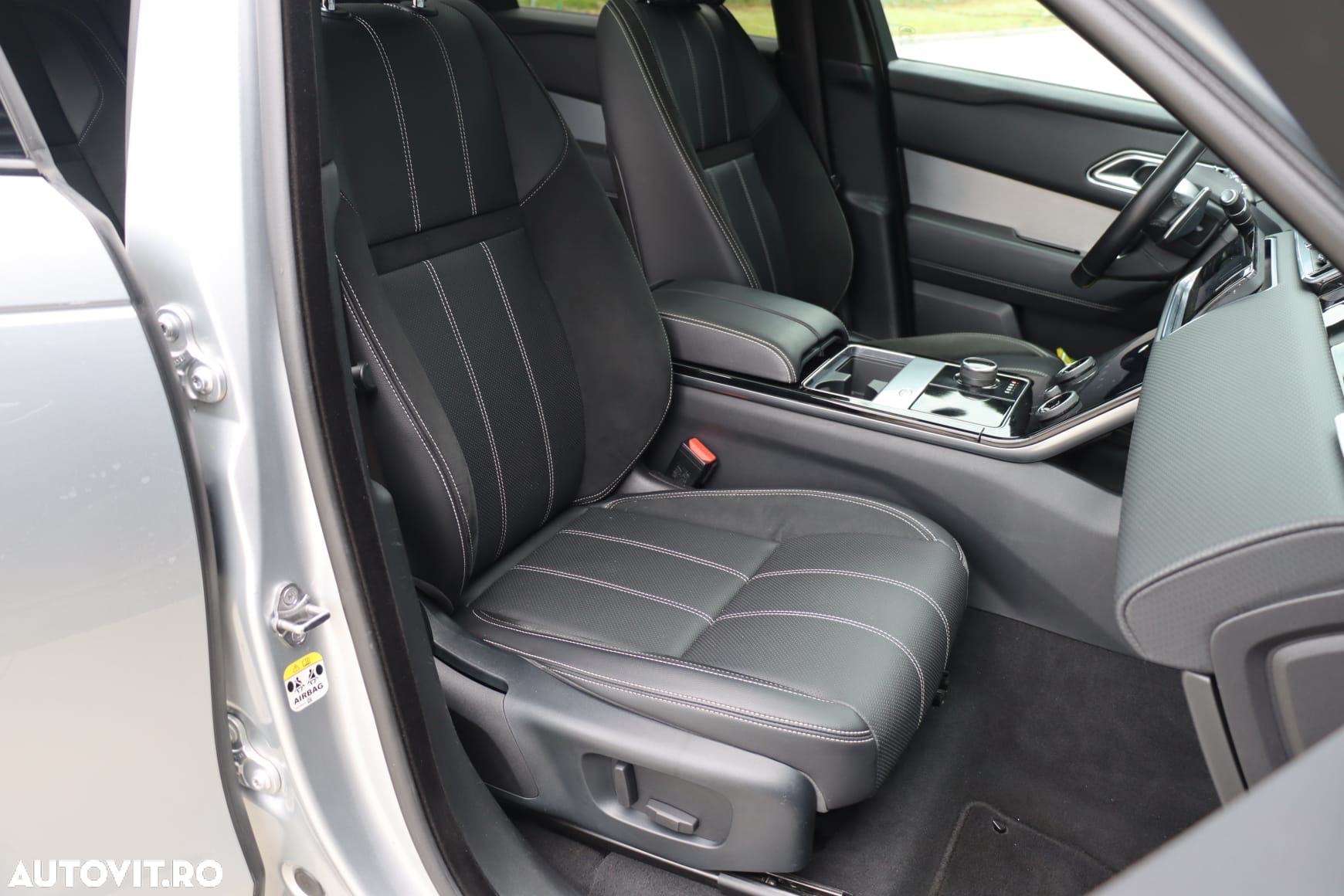 Land Rover Range Rover Velar 2.0 R-Dynamic HSE - 16