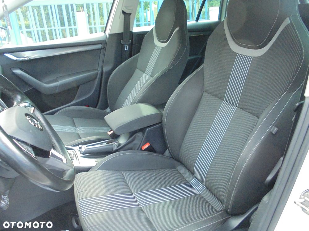 Skoda Octavia 2.0 TDI DSG Ambition - 7
