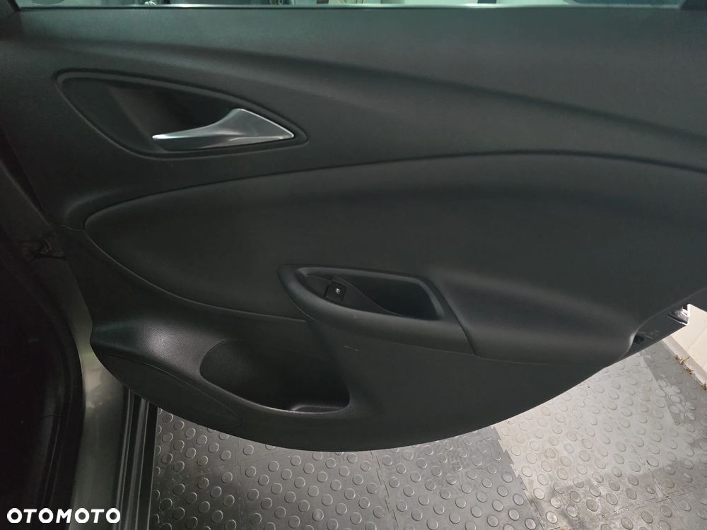 Opel Astra 1.6 CDTI DPF ecoFLEX Start/Stop Exklusiv - 16
