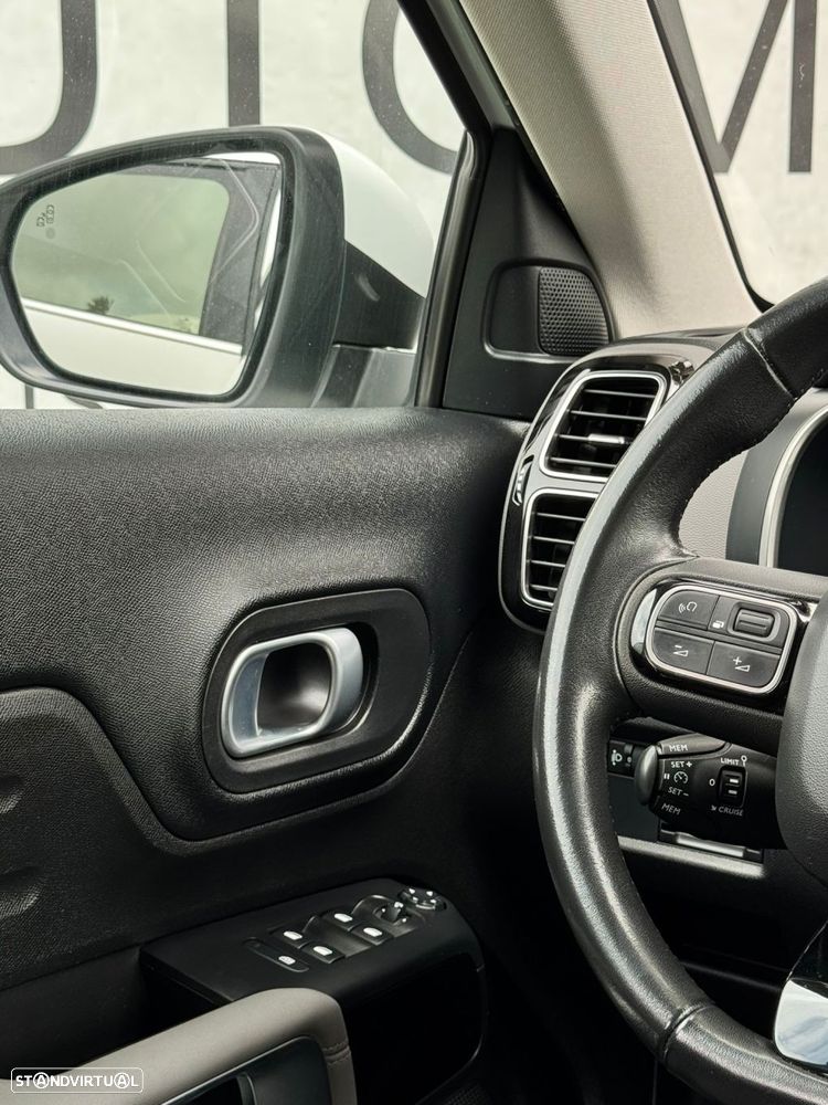 Citroën C5 Aircross 1.2 PureTech Shine - 24