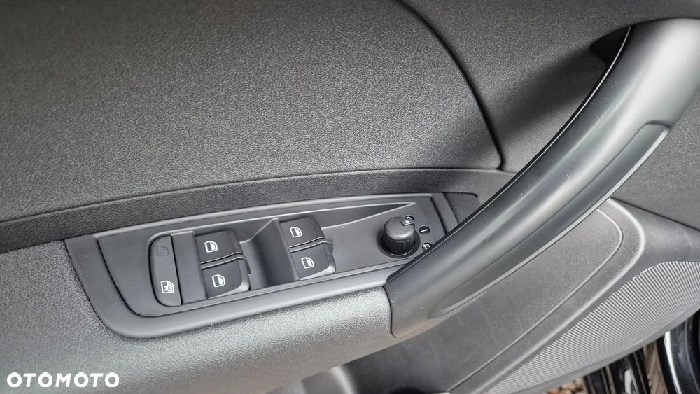 Audi A1 ver-1-4-tfsi-attraction - 29
