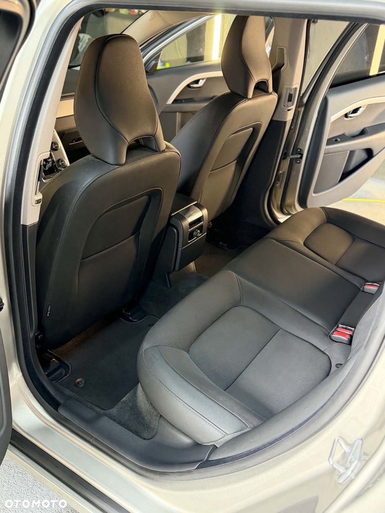 Volvo V70 D2 Linje Classic - 11