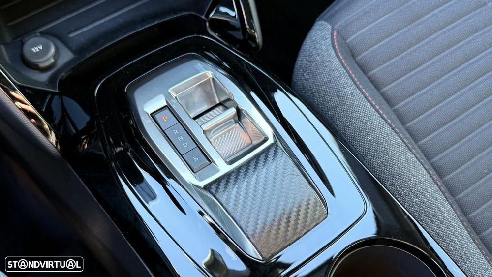 Peugeot e-2008 Active Pack - 14