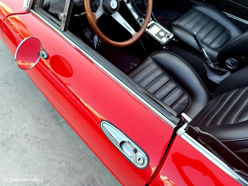 Alfa Romeo Spider - 50