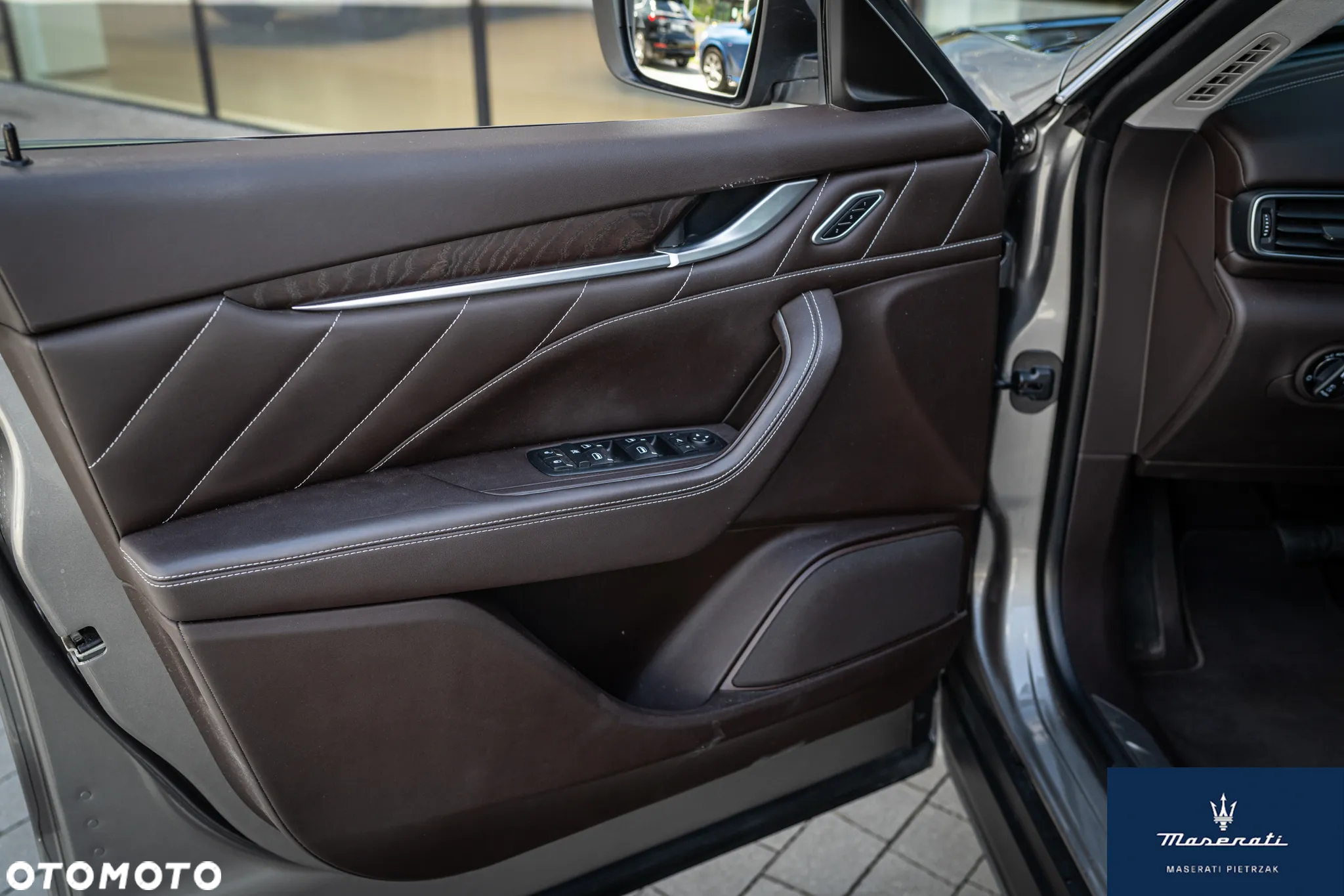 Maserati Levante Granlusso - 12