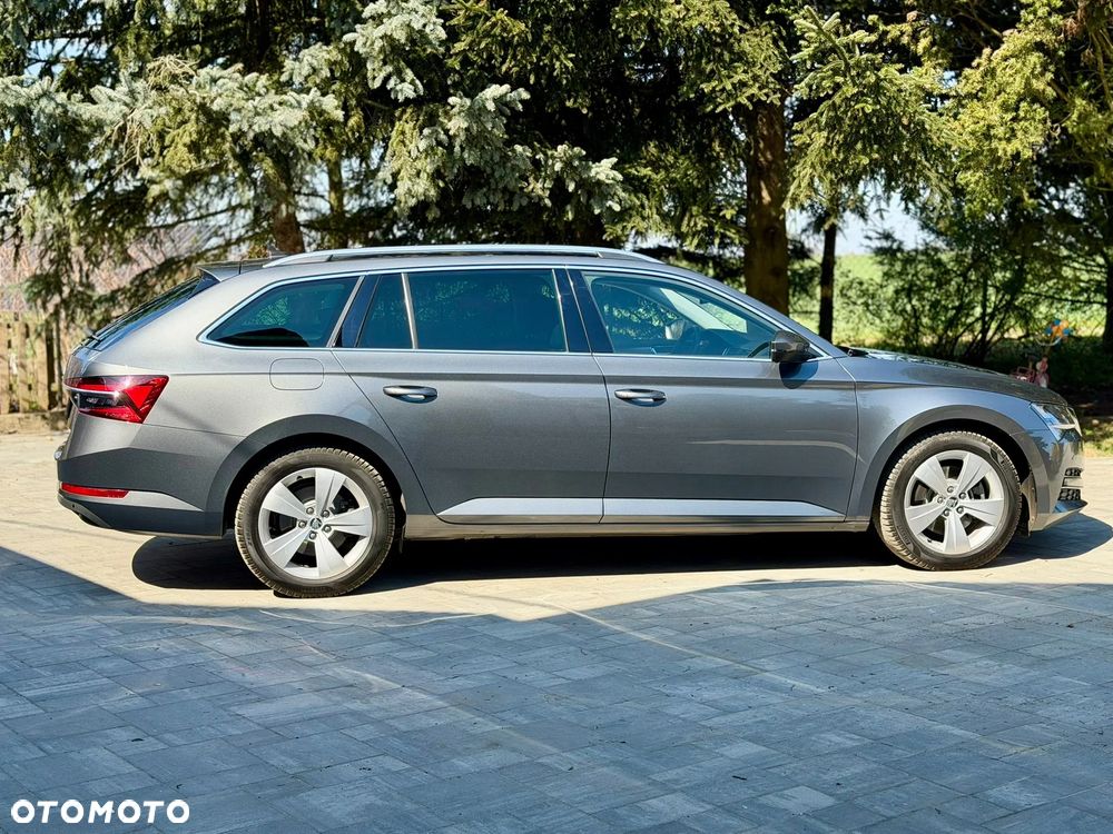 Skoda Superb 2.0 TDI SCR 4x4 Style DSG - 5