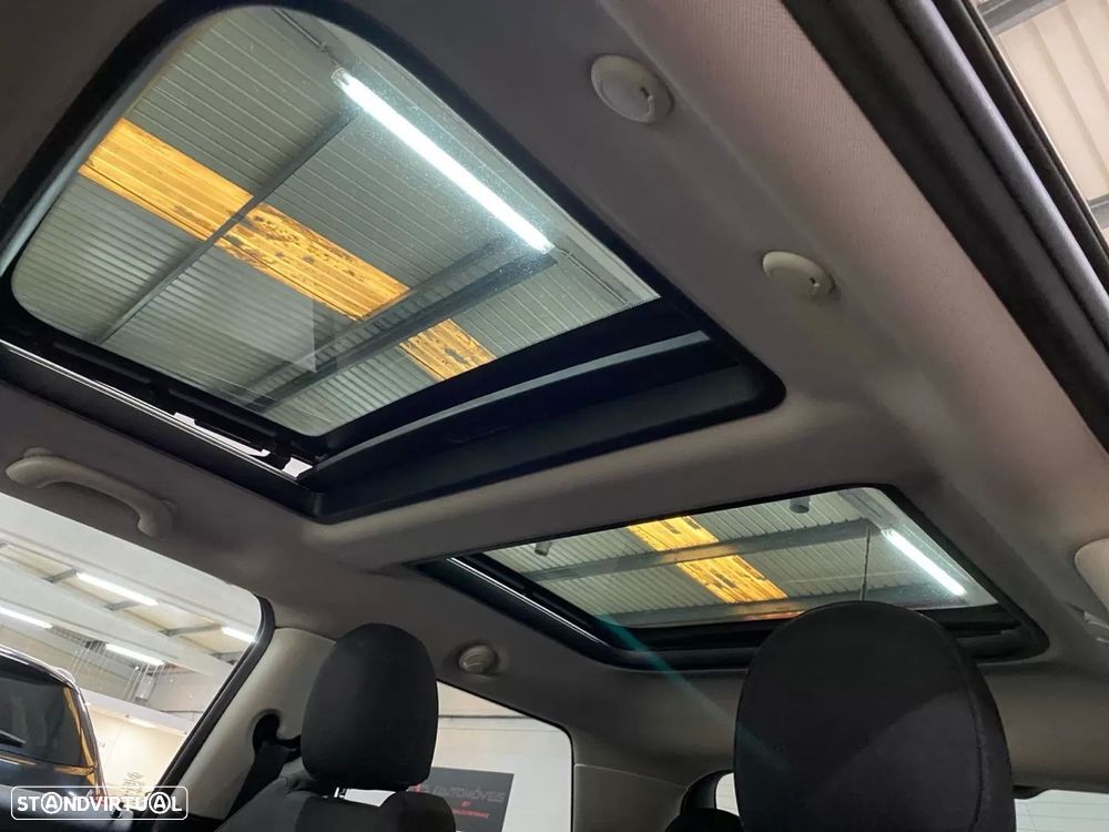 MINI 3 Portas Cooper D - 16