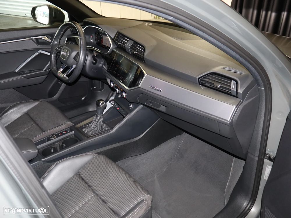 Audi Q3 40 TFSI quattro S tronic S line - 18