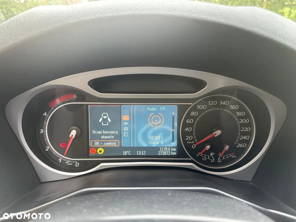 Ford Mondeo 2.0 TDCi Titanium - 31