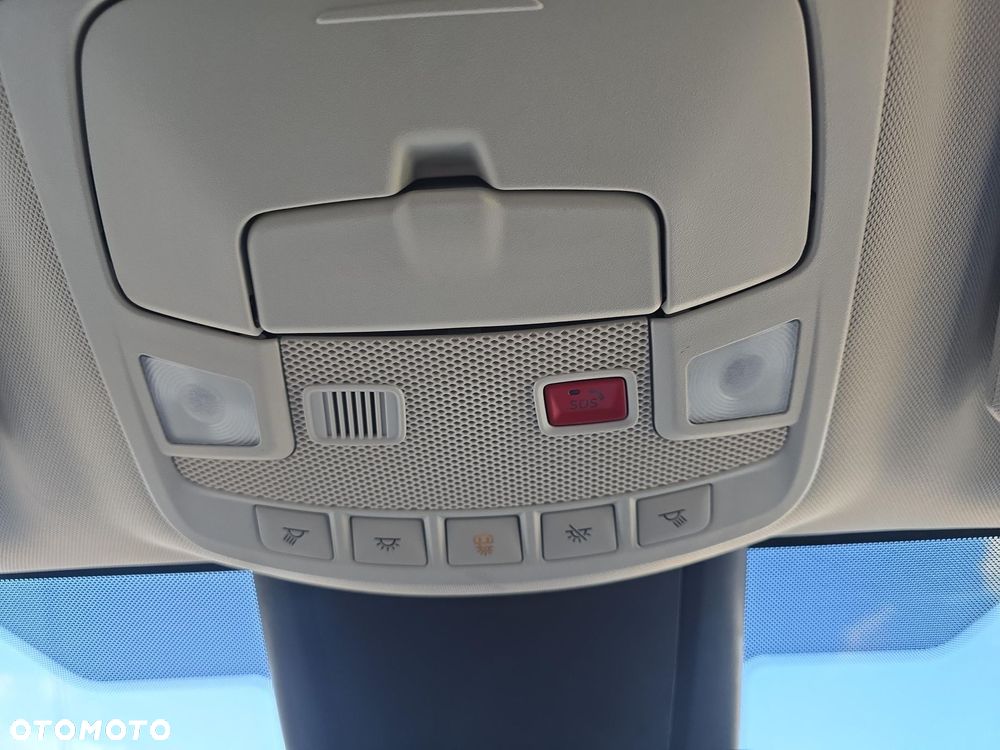 Ford S-Max 2.0 EcoBlue Titanium - 25