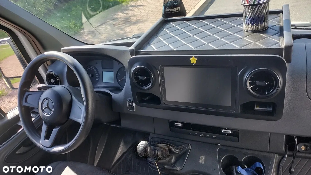 Mercedes-Benz SPRINTER - 8