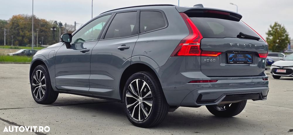 Volvo XC 60 T6 AWD AT PHEV Plus Dark - 3