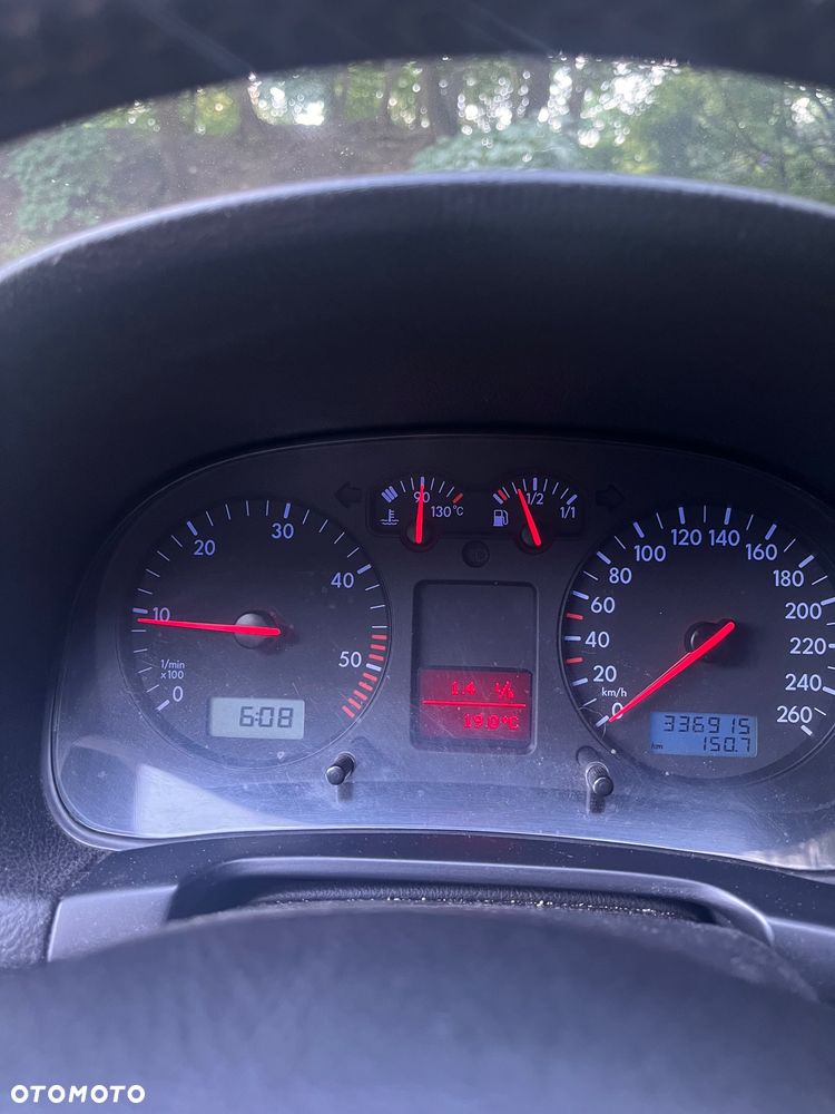 Volkswagen Golf 1.9 TDI Trendline - 10