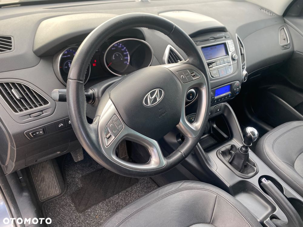 Hyundai ix35 1.7 CRDi 2WD blue Comfort - 13