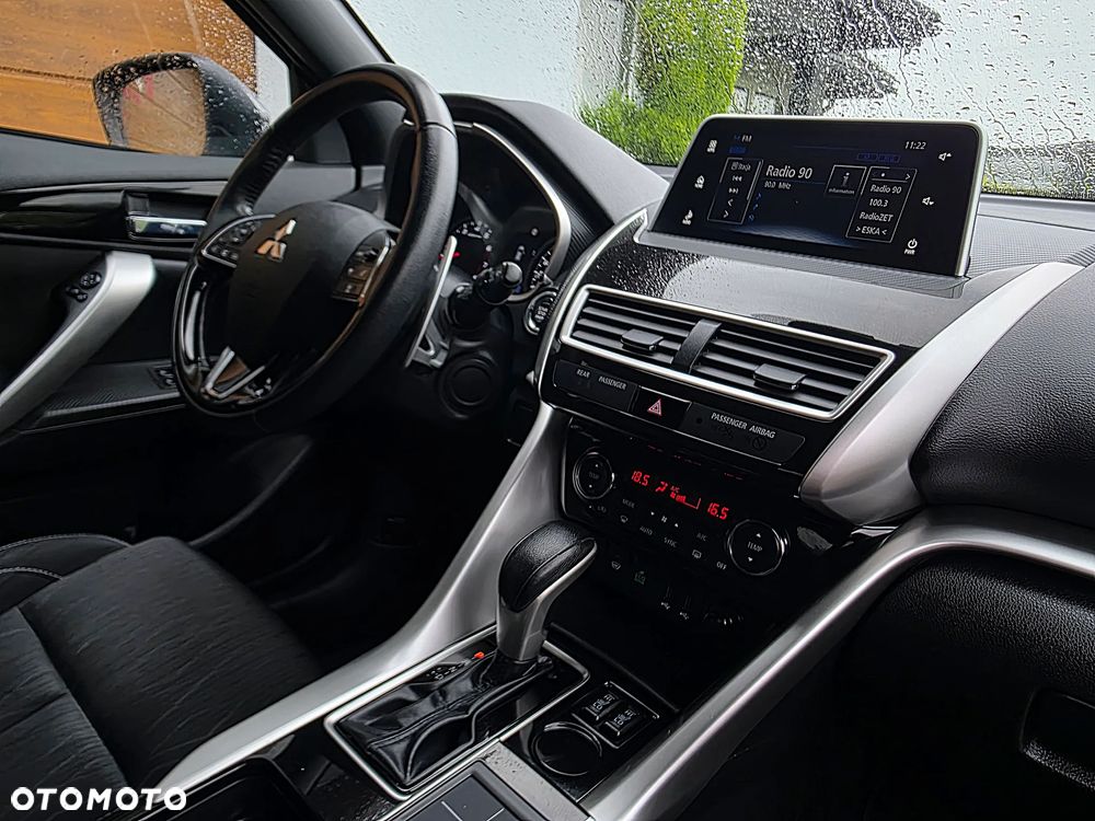 Mitsubishi Eclipse Cross 1.5 T-MIVEC CVT 2WD Spirit - 24