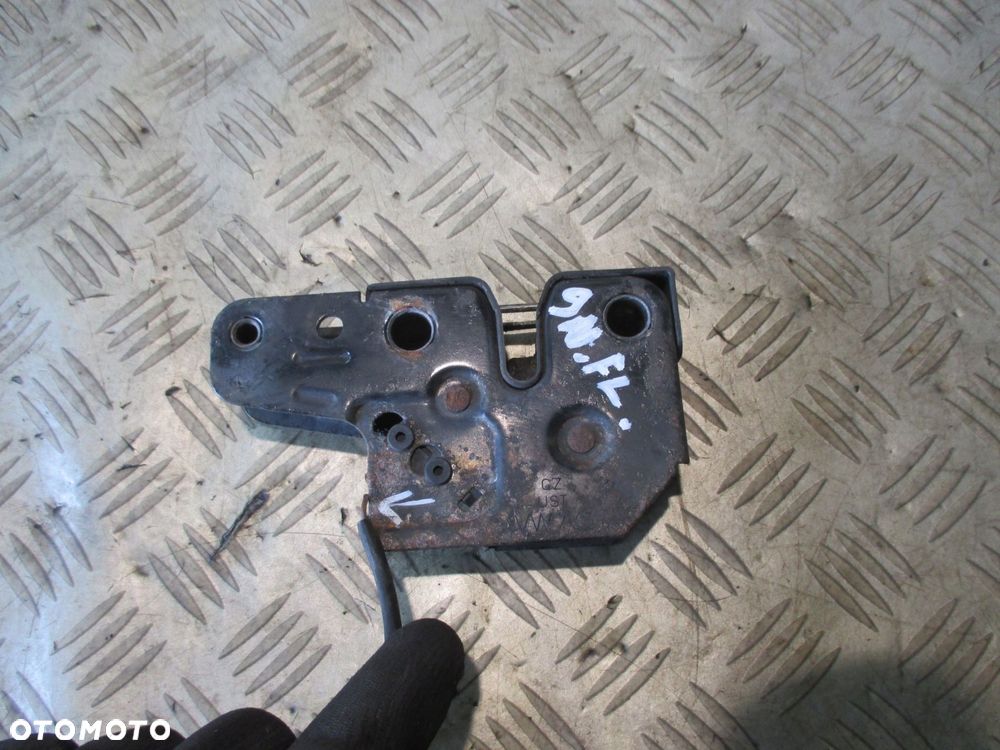 VW POLO IV 9N 01-05 ZAMEK MASKI POKRYWY PRZÓD - 3