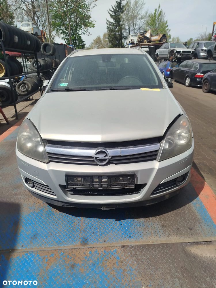 Opel Astra H na części.
