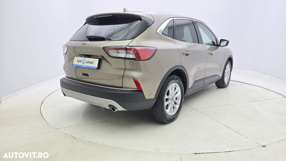 Ford Kuga - 6