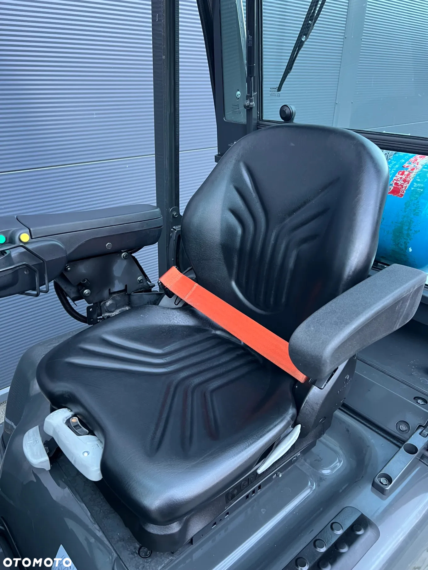 UniCarriers UG1D2A30LQ - 8
