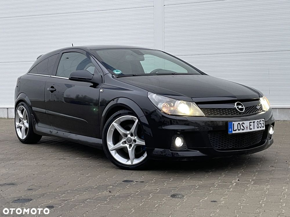 Opel Astra OPC - 1