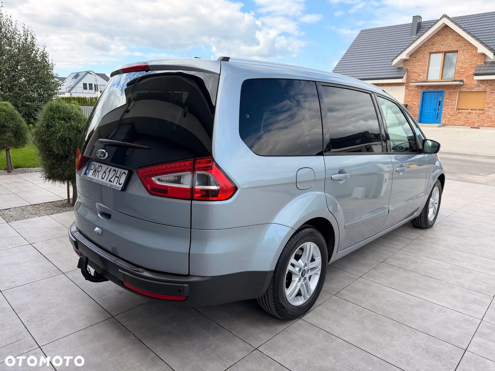 Ford Galaxy - 12