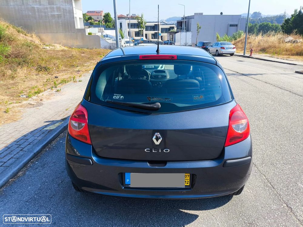 Renault Clio 1.5 dCi Pack - 18