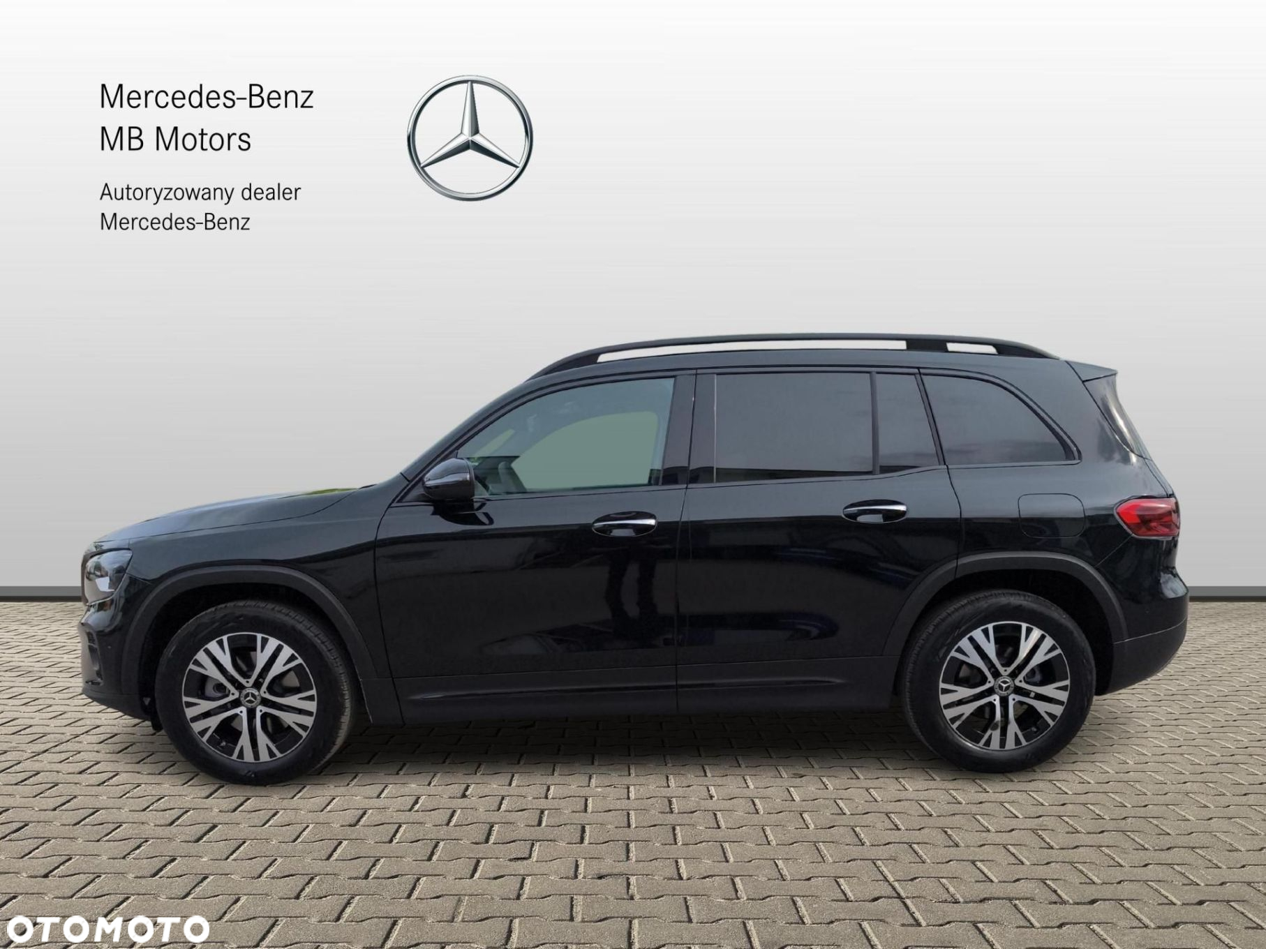 Mercedes-Benz GLB - 3