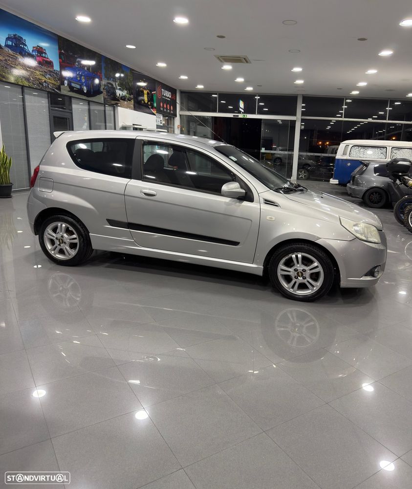 Chevrolet Aveo - 8