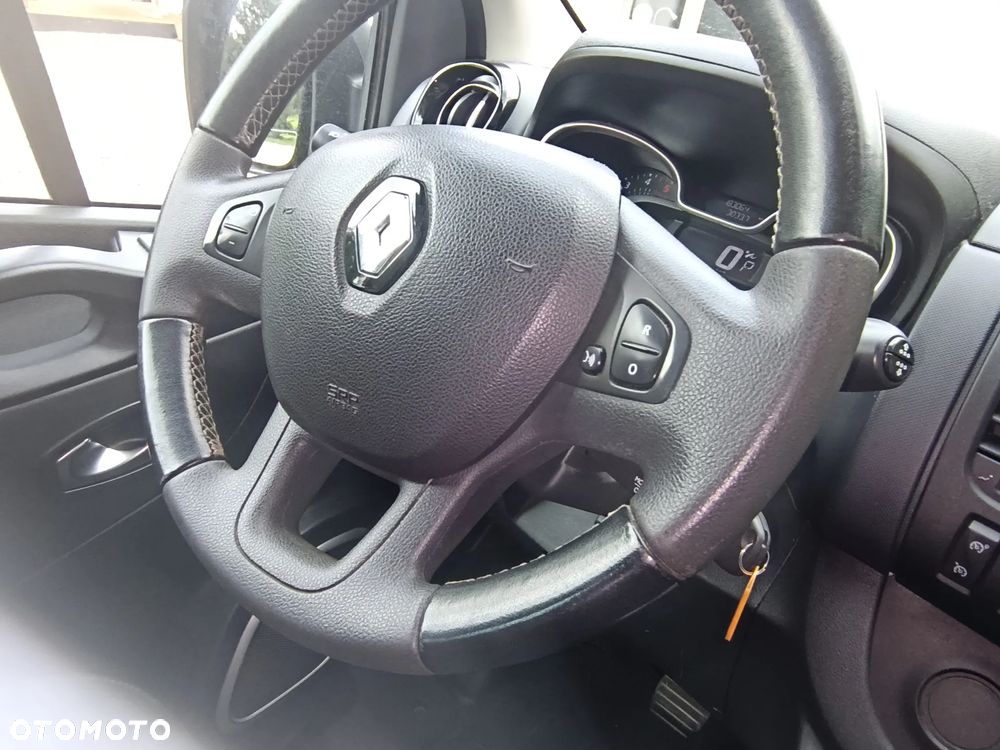 Renault Trafic - 9