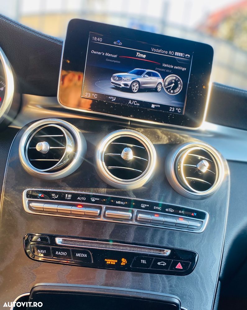 Mercedes-Benz GLC 220 d 4MATIC 9G-TRONIC - 11