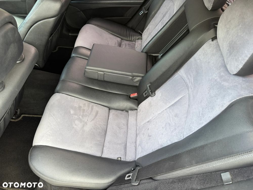 Mercedes-Benz Klasa E - 10