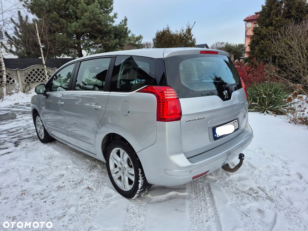 Peugeot 5008 HDI 150 Active - 16