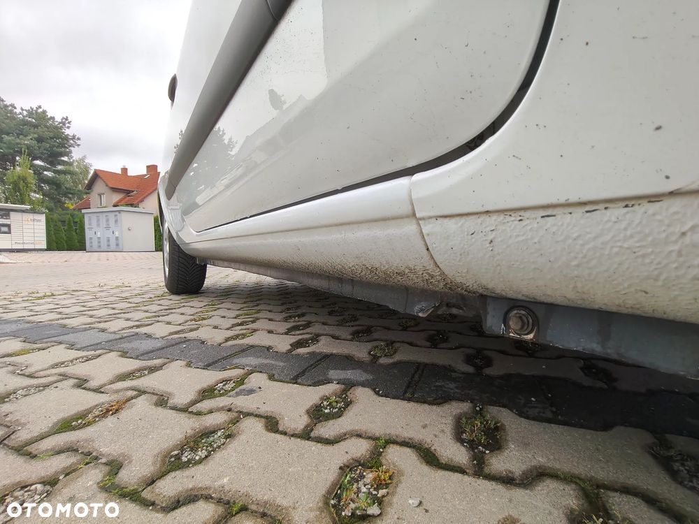 Renault Clio 1.2 16V Expression - 16
