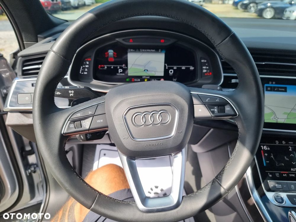 Audi Q7 55 TFSI quattro tiptronic S line - 27